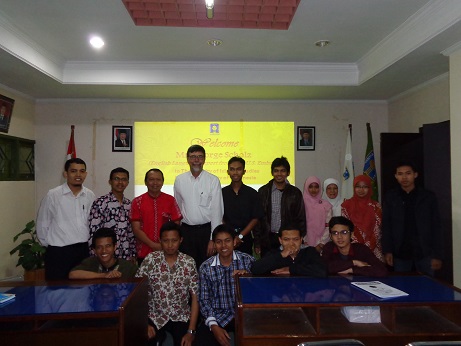 FIAI Adakan Training Academic Writing